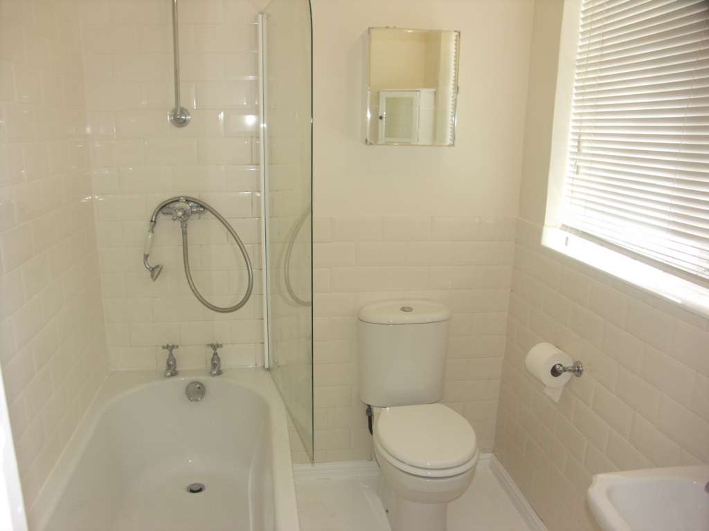 Highfield Road, Berkhamsted, Hertfordshire., Image 4