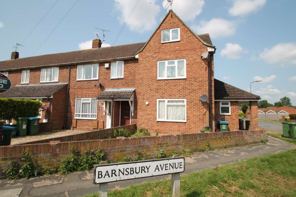 Barnsbury Avenue, Aylesbury, Image 1