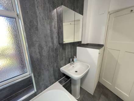 Bicester Road, Aylesbury, Image 13