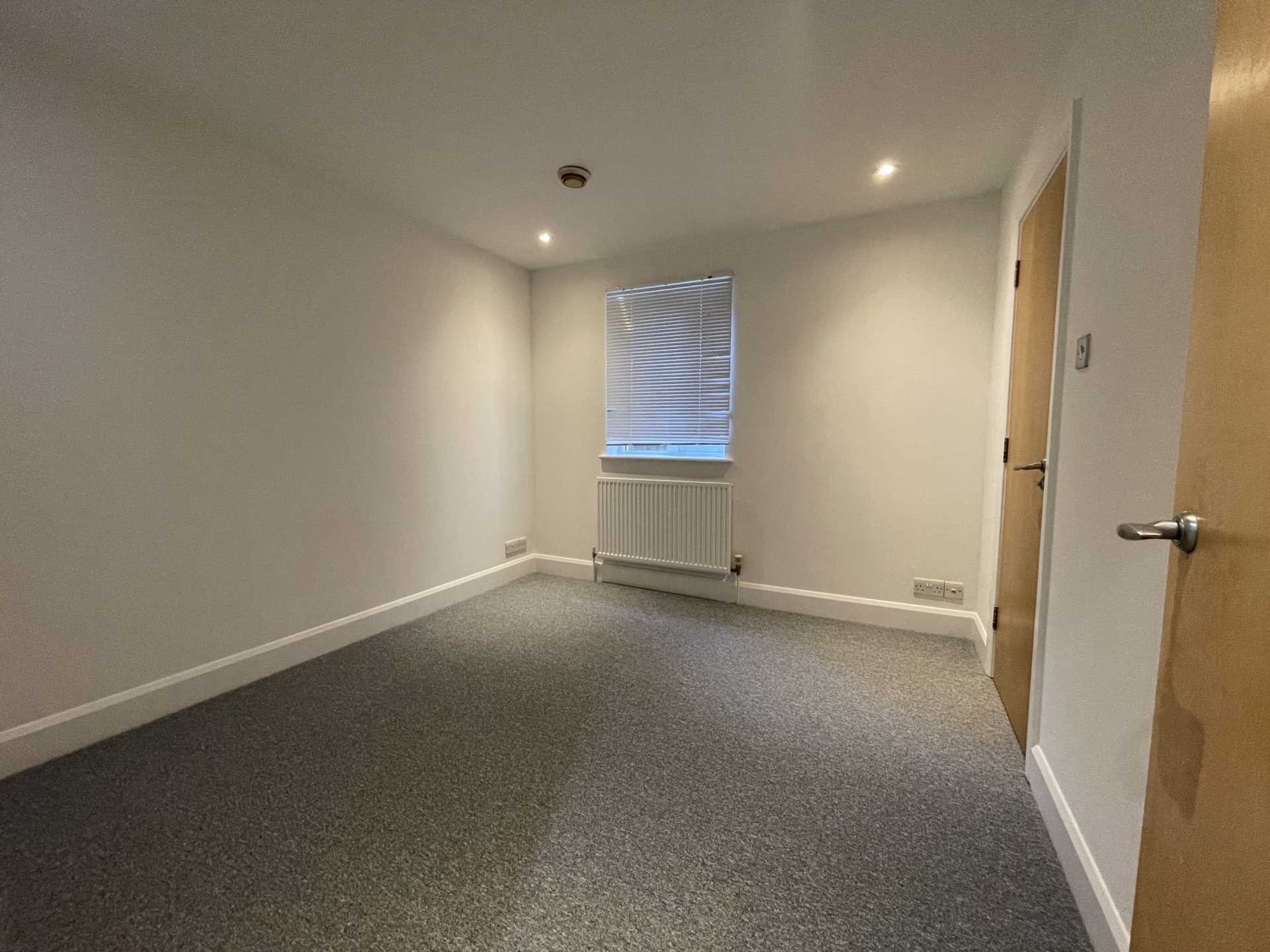 Union Court, Berkhamsted, Image 6