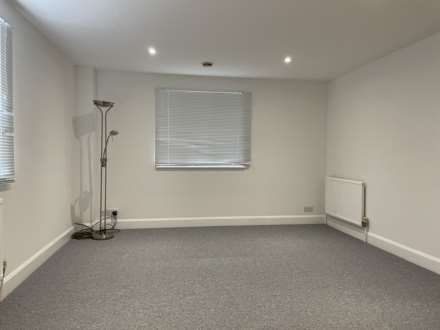 Union Court, Berkhamsted, Image 5