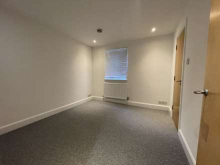 Union Court, Berkhamsted, Image 6