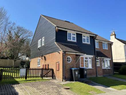 Property For Rent Russell Place, Hemel Hempstead
