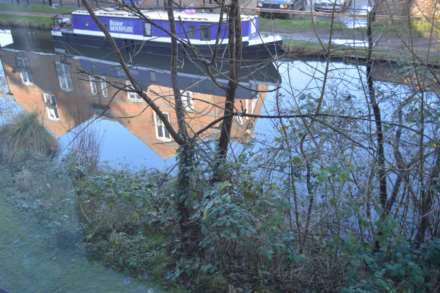 Old Mill Gardens, Berkhamsted, Image 7
