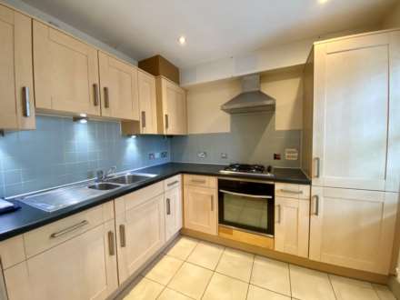 Harrow Yard, Tring, Image 2