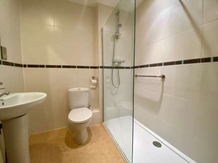 Harrow Yard, Tring, Image 4