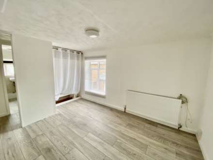 High Street, Northchurch, Image 5