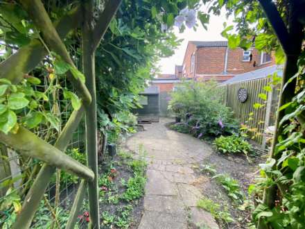Queens Park, Aylesbury, Image 11