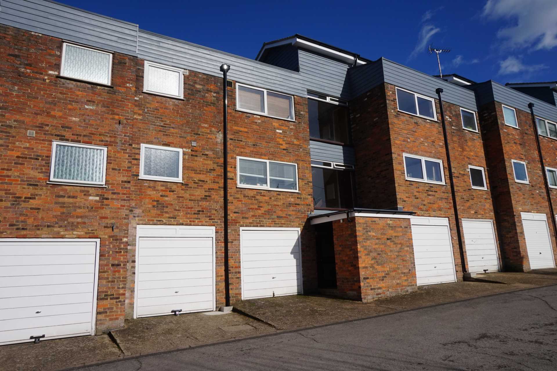 White Hill Court, Berkhamsted, Image 1