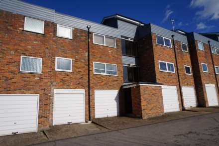 1 Bedroom Apartment, White Hill Court, Berkhamsted