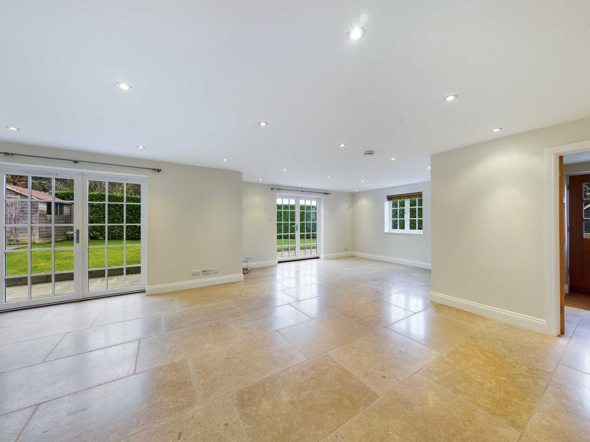 Toms Hill, Aldbury, Nr Tring, Hertfordshire., Image 3