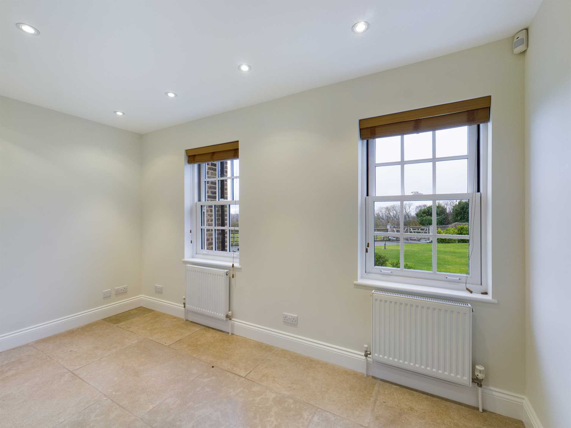 Toms Hill, Aldbury, Nr Tring, Hertfordshire., Image 7