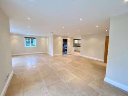 Toms Hill, Aldbury, Nr Tring, Hertfordshire., Image 4