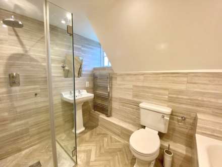 Toms Hill, Aldbury, Nr Tring, Hertfordshire., Image 8