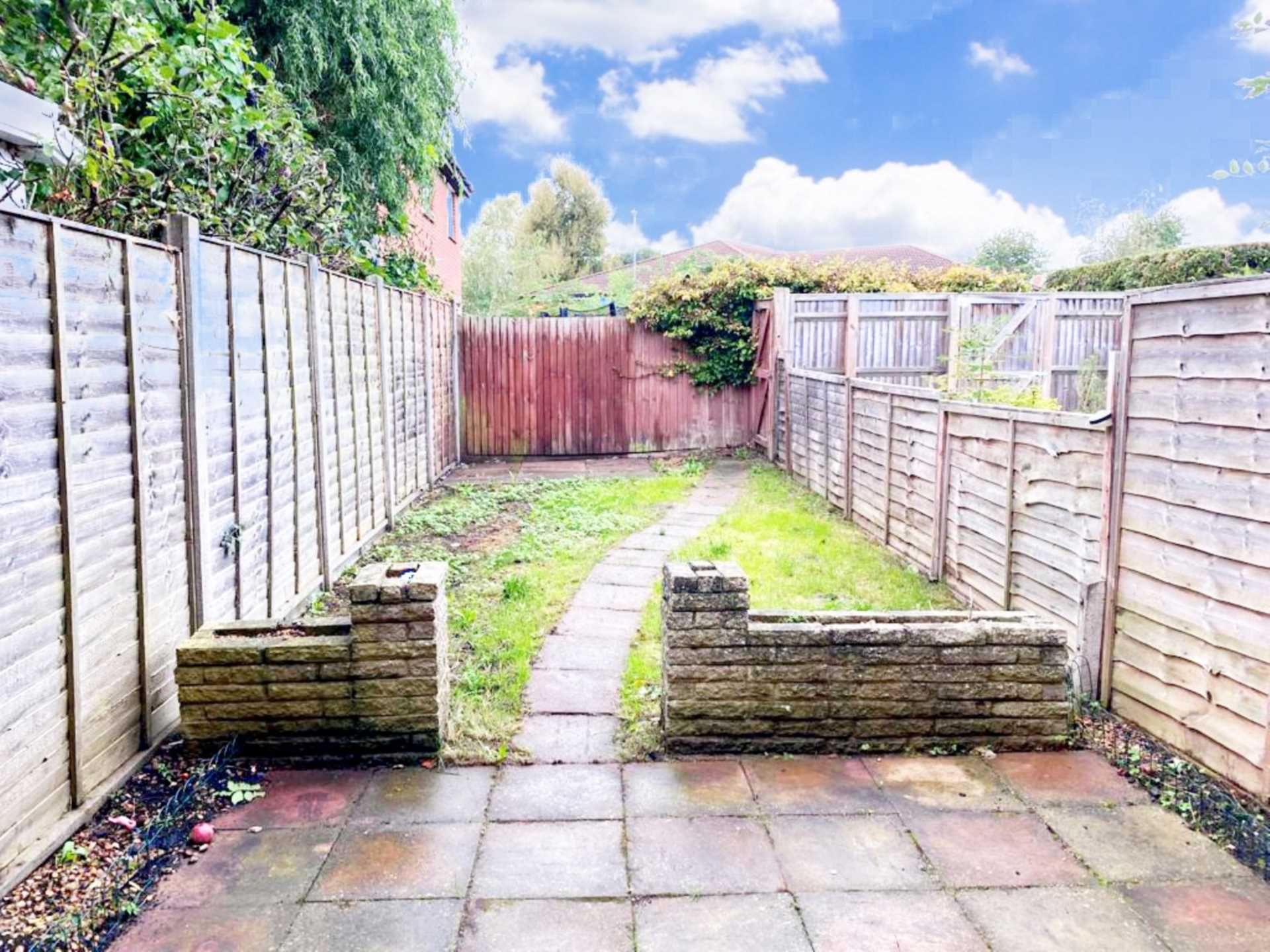 Meadow Close, The Coppice, Aylesbury, Image 10