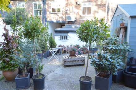 High Street, Berkhamsted, Image 12