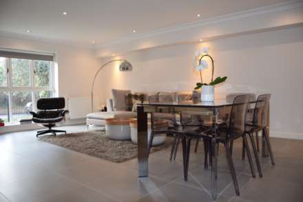 Le Marchant, Townsend Gate, Berkhamsted., Image 3