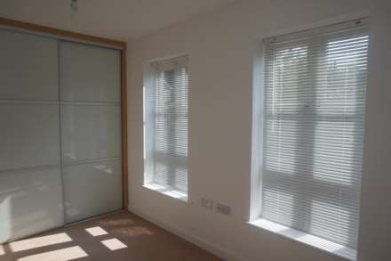 Gossoms End, Berkhamsted, Image 7