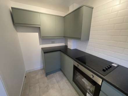 Cleveland Place, Aylesbury, Image 4