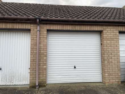 Cleveland Place, Aylesbury, Image 9