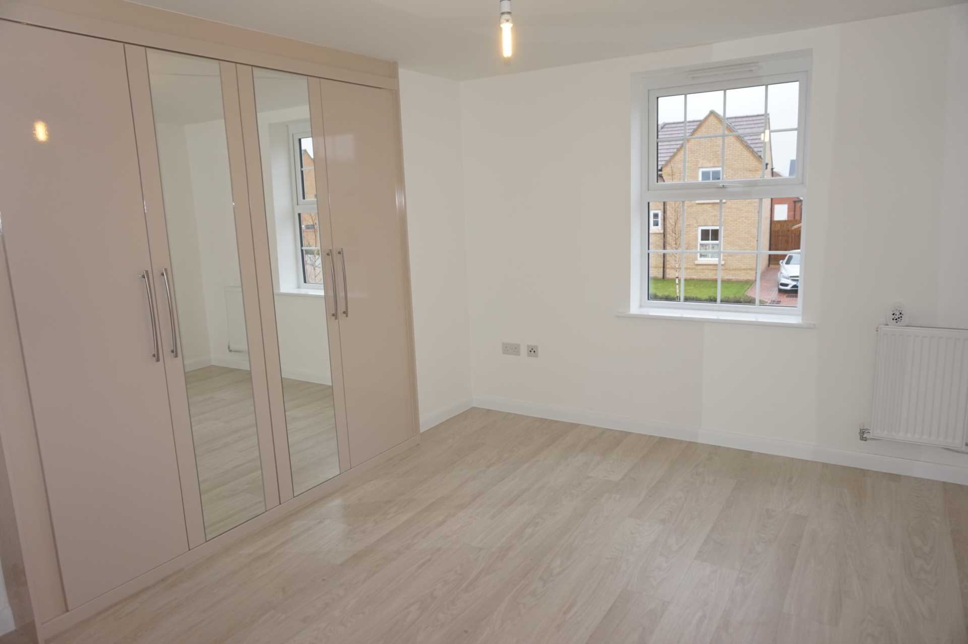 Lamport Crescent, Brooklands, Milton Keynes., Image 6