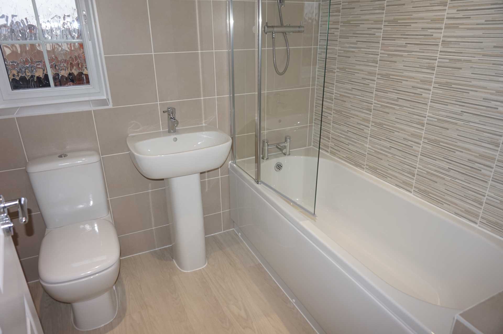 Lamport Crescent, Brooklands, Milton Keynes., Image 9