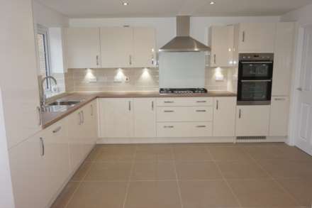 Lamport Crescent, Brooklands, Milton Keynes., Image 3