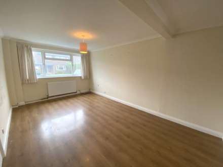 Bakers Walk, Weston Turville, Image 4