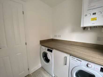 Portland Close, Kingsbrook, Image 4