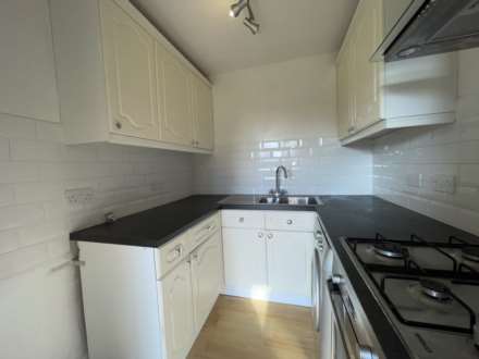 Howard Agne Close, Bovingdon, Image 3