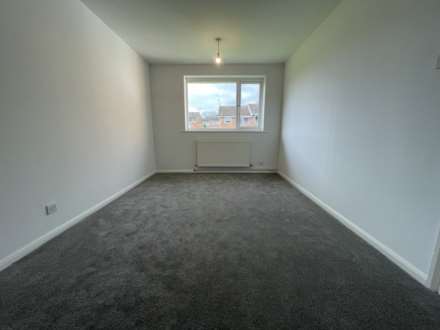 Chiltern Park Avenue, Berkhamsted, Image 8