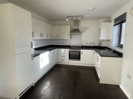Countess Way, Broughton, Milton Keynes, Image 2