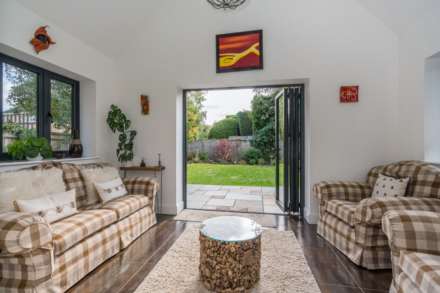 Aylesbury Road, Aston Clinton, Image 8