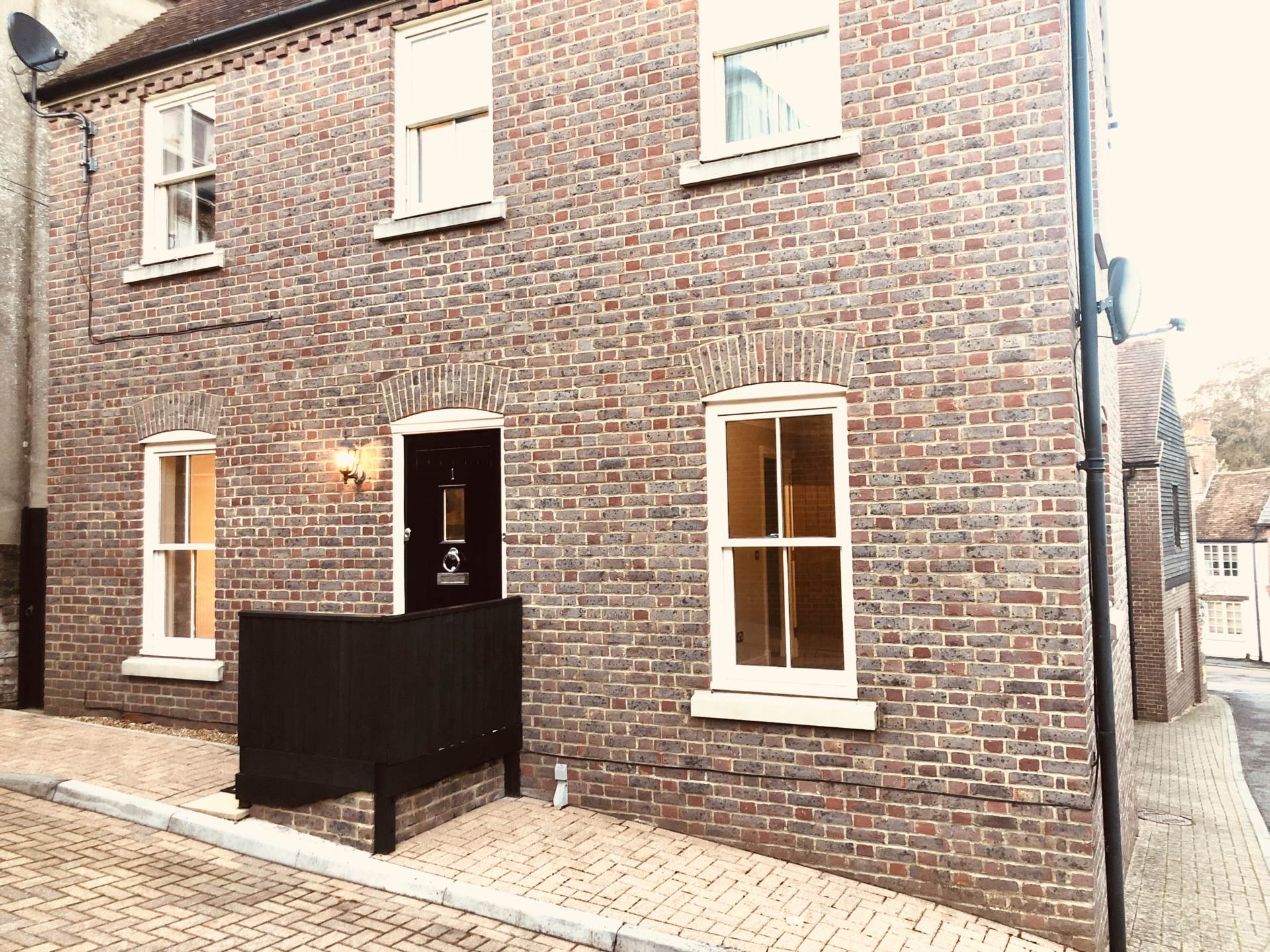 Harrow Yard, Akeman Street, Image 1