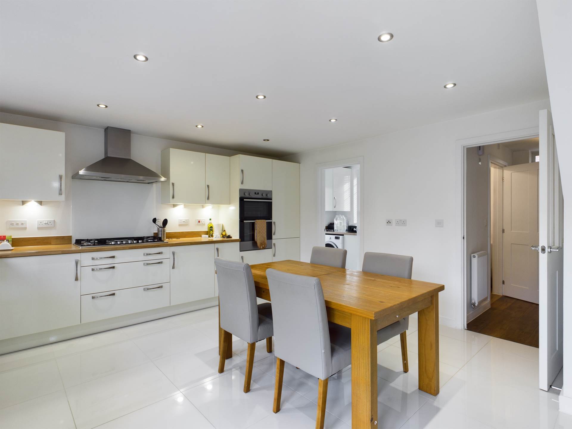 Erle Road, Broughton, Image 2