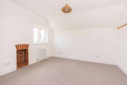 Aylesbury Road, Wendover, Image 16