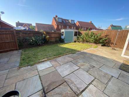 Cheddington Grove, Broughton, Image 11