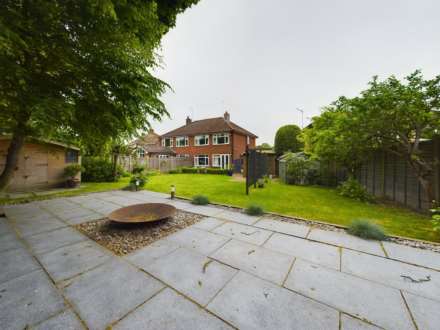 Thornton Crescent, Wendover, Image 1