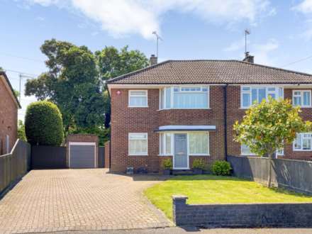 Thornton Crescent, Wendover, Image 15