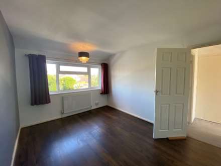 New Meadow, Aylesbury, Image 7