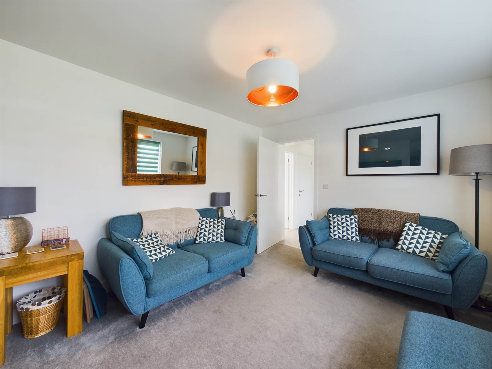 Carrington Crescent, Wendover, Image 2