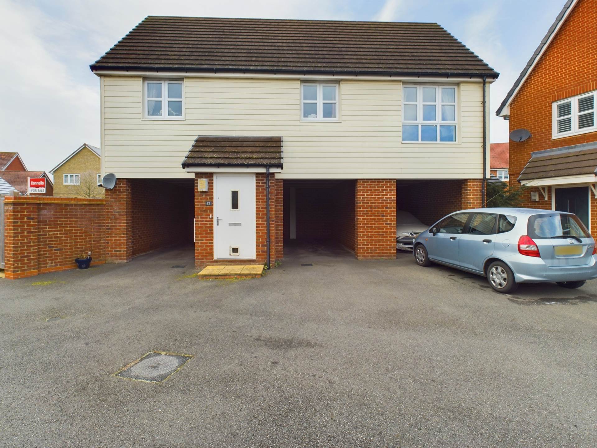 Newton Avenue, Aylesbury, Image 1