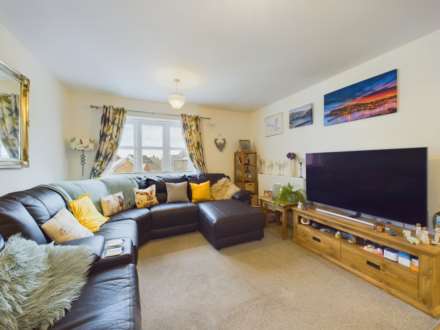 Newton Avenue, Aylesbury, Image 5