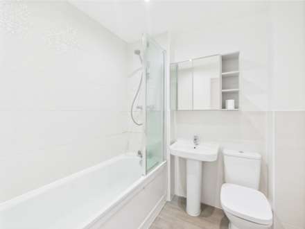 Quindell Close, Aylesbury, Image 8