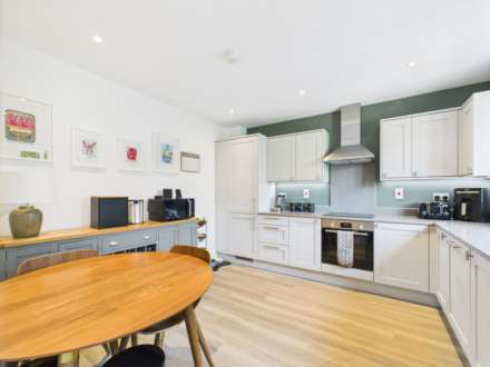 Rushington Close, Bishopstone, Image 3
