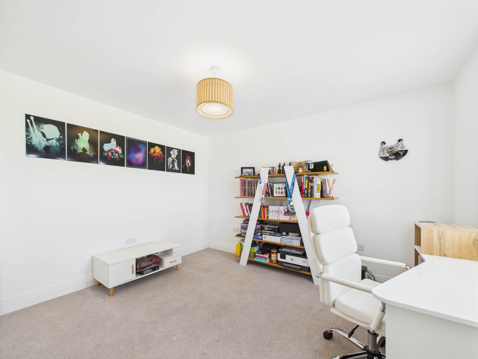 Coxon Close, Haddenham, Image 10