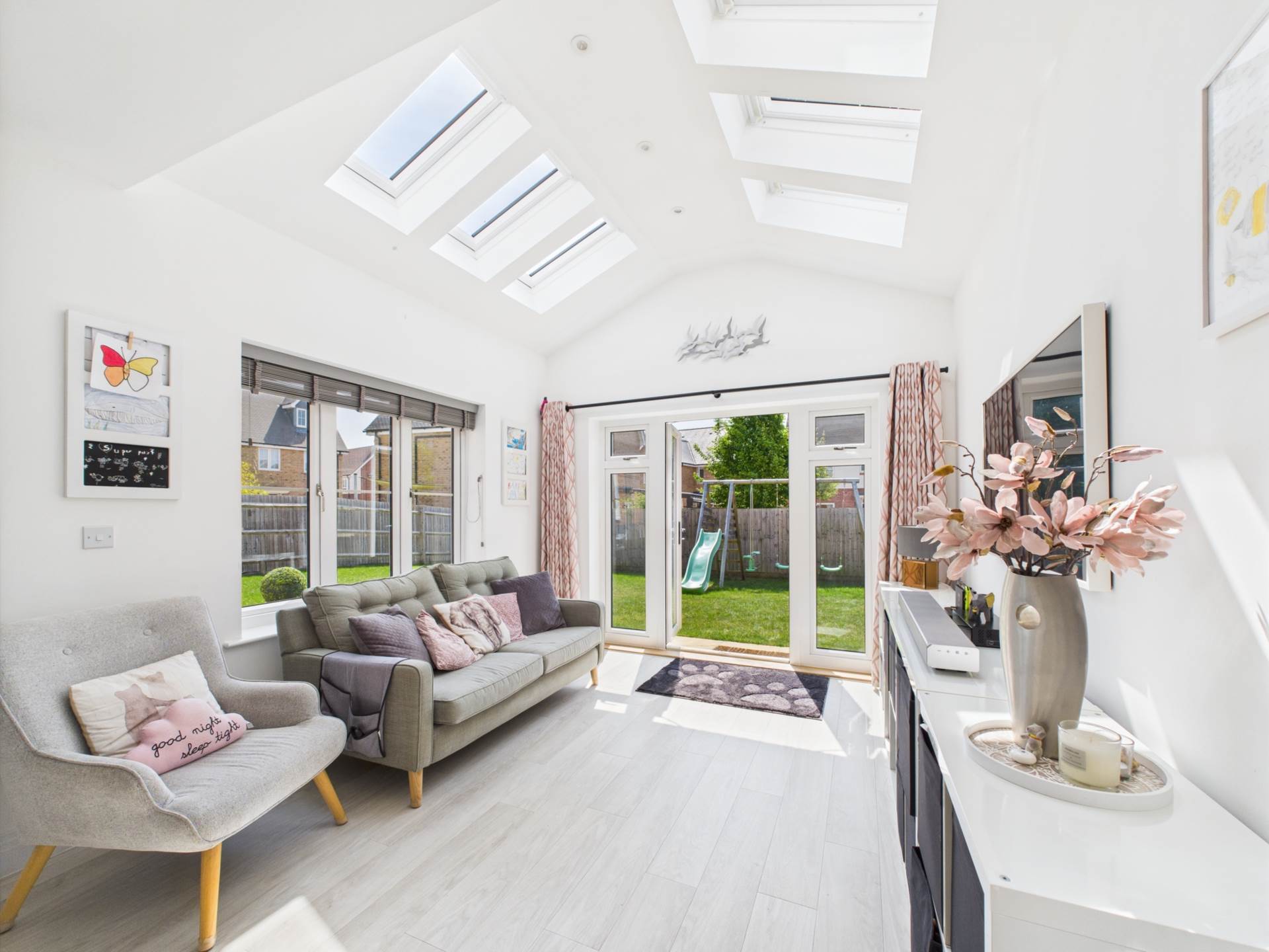Coxon Close, Haddenham, Image 13