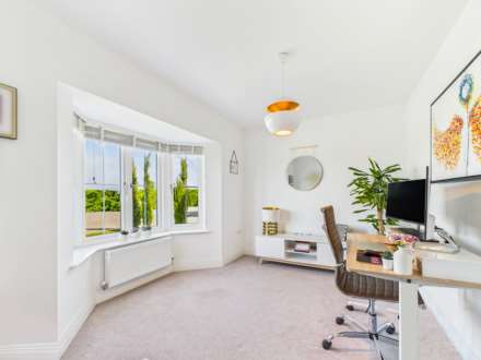 Coxon Close, Haddenham, Image 11