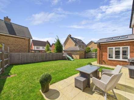 Coxon Close, Haddenham, Image 17