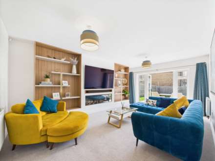 Coxon Close, Haddenham, Image 3